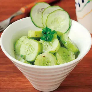 1A. Ensalada de pepino