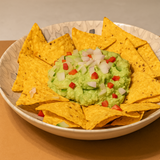 Nachos Con Guacamole