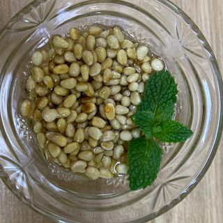 Орех кедровый в меде