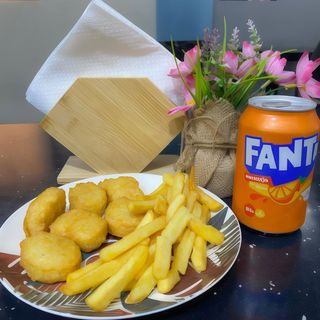 Ración De Nuggets De Pollo (7 Uds.)