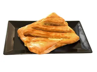 Chaczapuri z salami