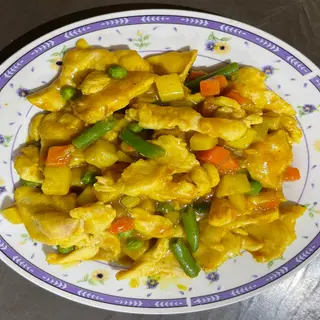 Pollo Con Salsa Curry