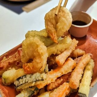 Tempura De Langostino Y Verduras