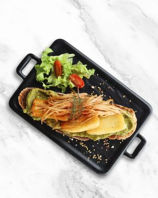 Tartine Halloum Dinde Avocat