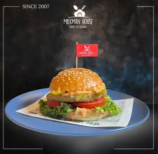 Milkman Burger L  + pomfrit + Coca-Cola - AKCIJA