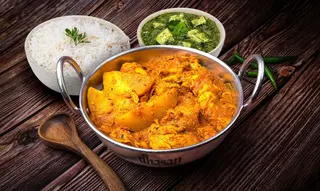 Bowl Chicken Vindaloo con arroz