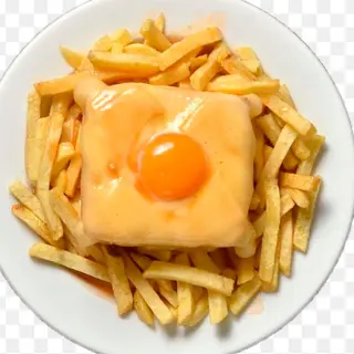 Francesinha de atum com Ovo e Batata