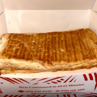 Bread and egg (mishai)