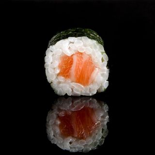 Maki salmon 8U