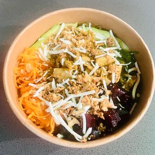 Ensalada vegana no pollo