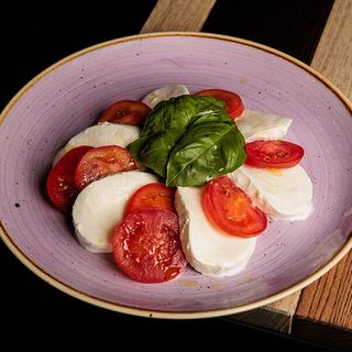 Insalata caprese