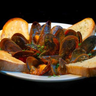 Ración De Mejillones Frescos A La Marinera (12 A 18 Uds.)