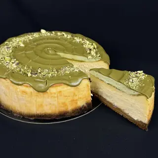  Pistacho Cheesecake (Homemade)