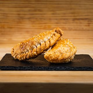 Empanada Cebolla y Queso