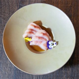 Sashimi di ricciola