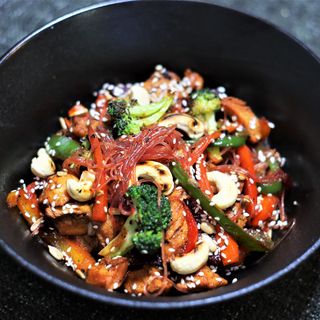 Ֆունչոզա հավով