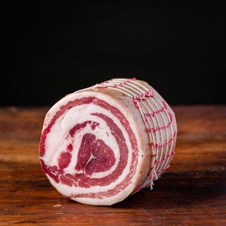 Pancetta arrotolata nostra produzione