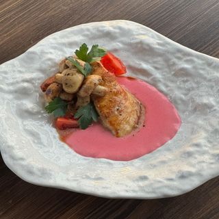 Куряче філе з грибами та сирним соусом