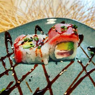 Tuna Aburi Roll