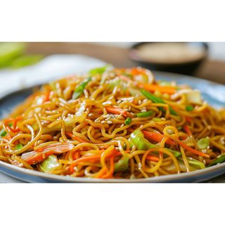 Chinese noodles with vegetables