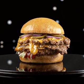 Classic Smash Triple burger