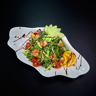 Салат "Руколла с креветками"