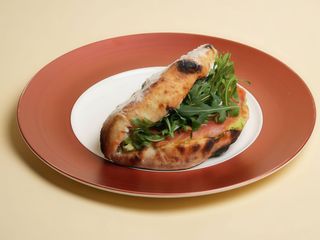 З ЛОСОСЕМ ТА АВОКАДО (300g)