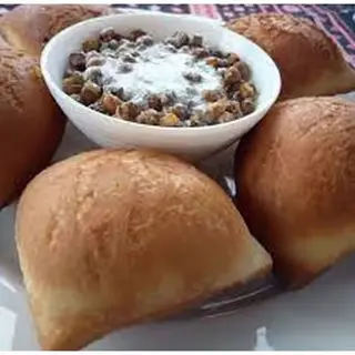 Mahamri Plate 4 Pcs + Mbaazi + Milk Tea