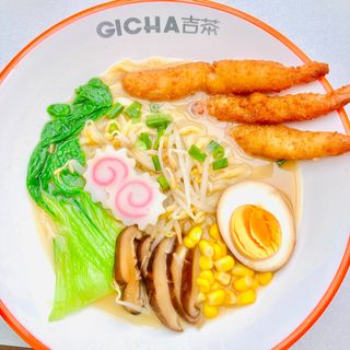 Ramen con Langostinos fritos