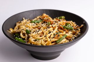 Удон з куркою (550г)