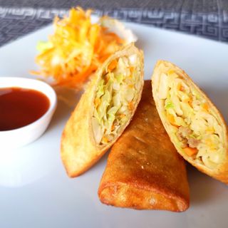 Proljetne rolice (2 kom)