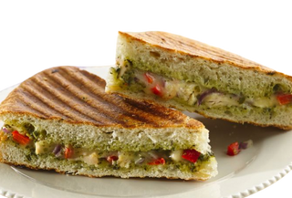 Grilled Chicken Pesto