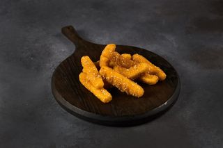 Сирні паличкі з часниковим соусом 150/30