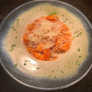 Linguini Cu Creveti Si Rosii Cherry