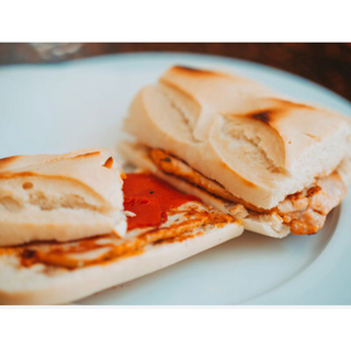 Bocadillo Lomo Con Pimientos