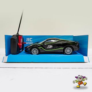 Masina de cursa neagra