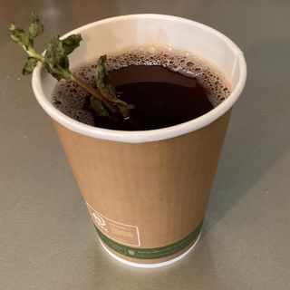 Tè aromatizzato alla menta / assenzio