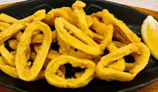 Хрупкави калмари по гръцки (200г)