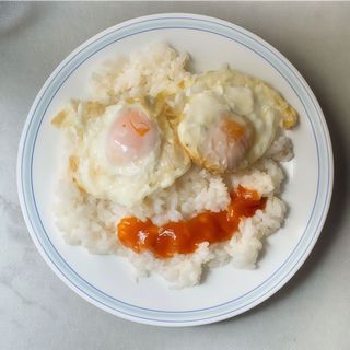 ARROZ CON HUEVOS
