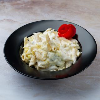 Quattro formaggio pasta