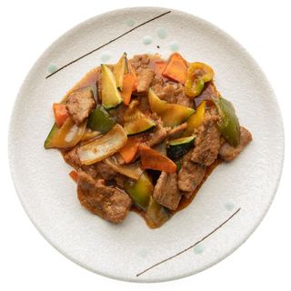 118. Manzo con verdure