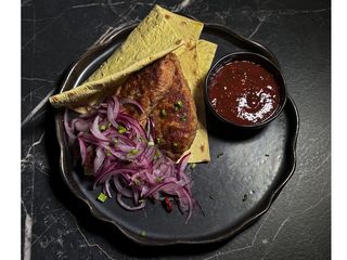 Люля кебаб зі свинини (230/50/50г)