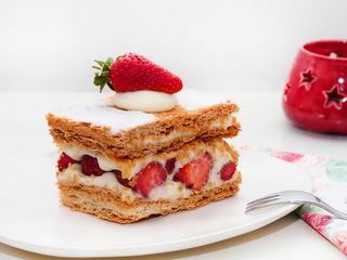 Millefoglie ai frutti di bosco