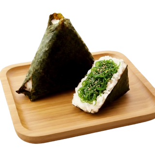 Onigiri con Ensalada Wakame