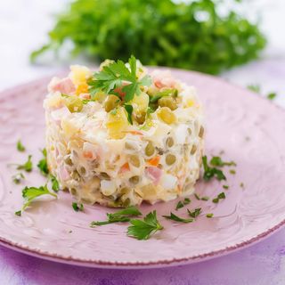 Plato De Ensaladilla Rusa