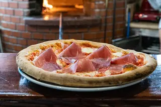 Pizza Crudo