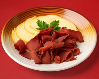 Бастурма з копченим сиром (50/50г)