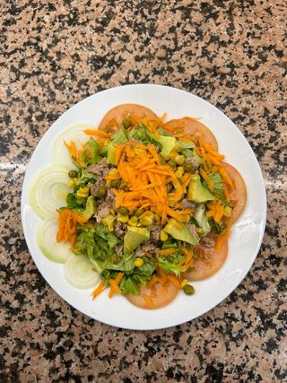 Ensalada De Lechuga Y Tomate