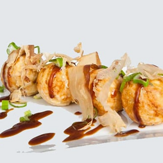 15. Tacoyaki (5 uds.) （章鱼丸子）