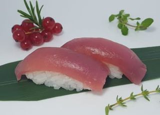 1 Maguro nighiri - 2 pezzi